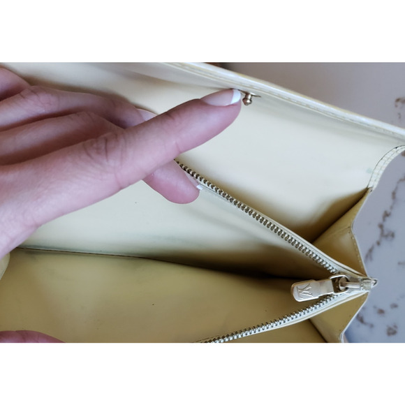 Louis Vuitton Wallet Epi Leather Butter Yellow French Flap VTG Compact Clutch LV - Picture 13 of 13